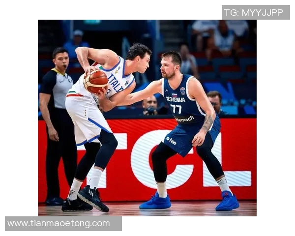 东契奇今夏来华领衔斯洛文尼亚男篮挑战英国男篮精彩对决即将上演 东契奇今夏来华领衔斯洛文尼亚男篮挑战英国男篮精彩对决即将上演