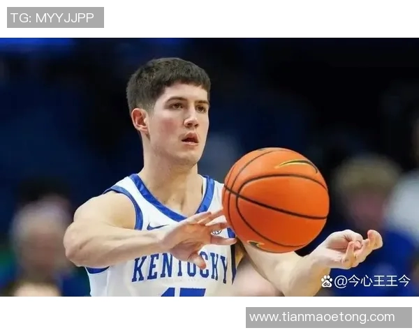 谢泼德单挑杜兰特获胜展肌肉实力乌度卡特别表扬并给予更多机会 谢泼德单挑杜兰特获胜展肌肉实力乌度卡特别表扬并给予更多机会